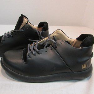 Worldboots B's Black Low Top Sneaker